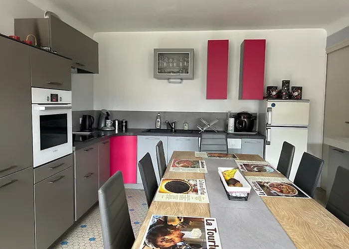 Le Cabanon De L'arbey * Пьерфит-Несталас